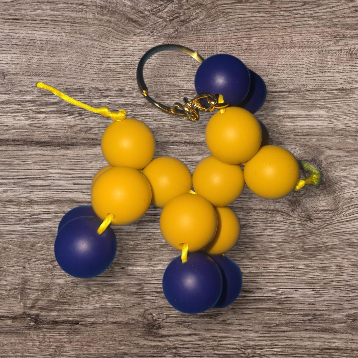 Balloon Dog beaded keychain